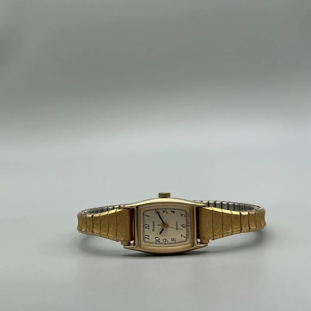 Pulsar V401-5000 Womens Watch 16mm Gold Tone Stretch Band New Battery
